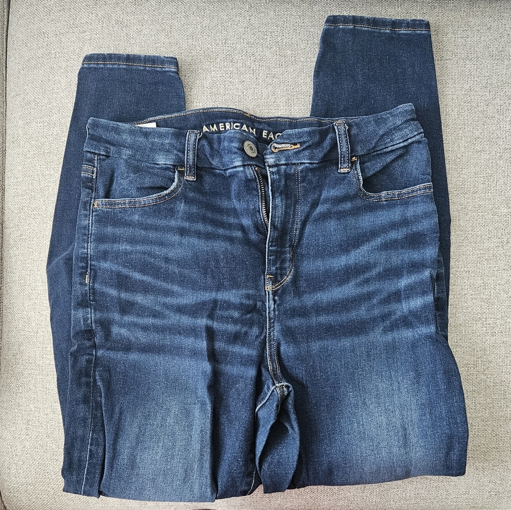 American Eagle Outfitters Navy Blue Denim Jeans with Contrast Stitching
